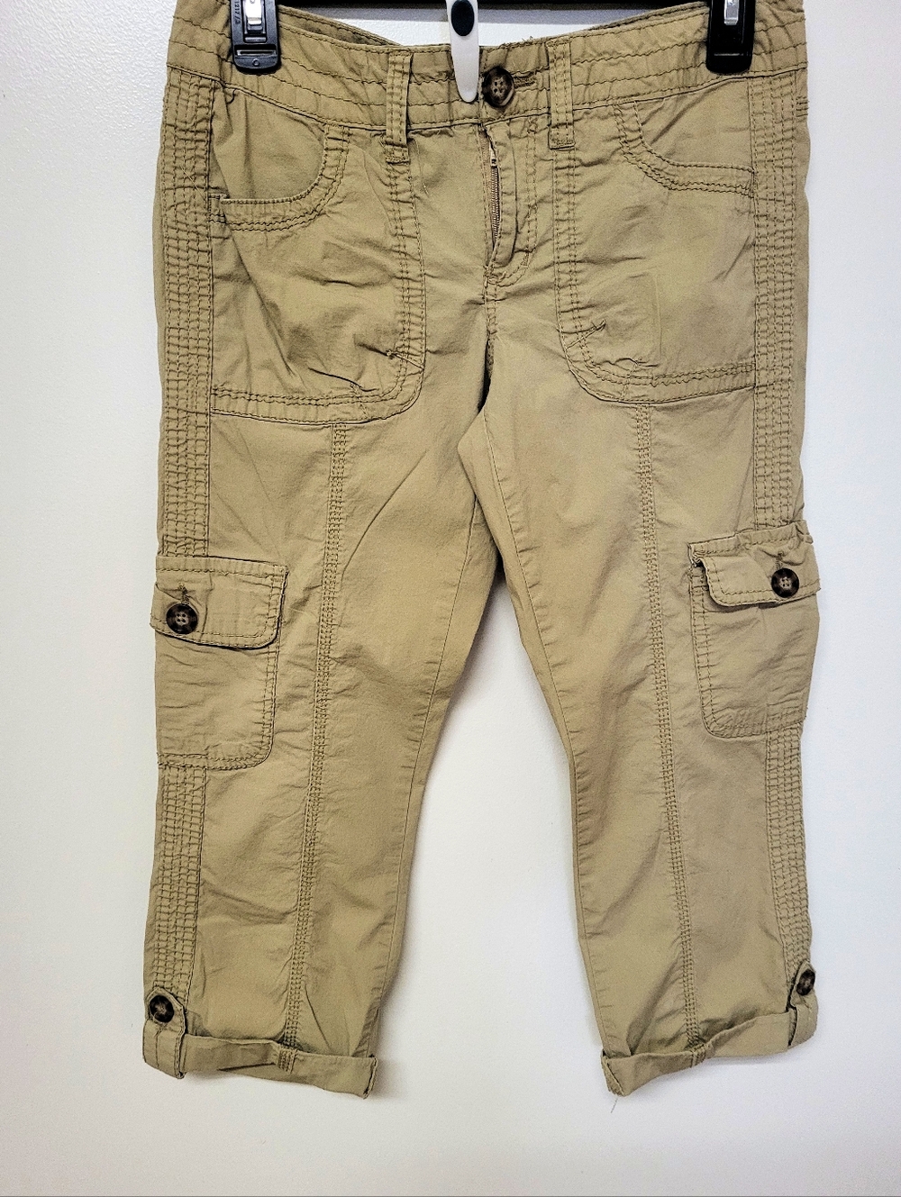 SO Womens Khaki Brown Cuffed Cargo Capris - Picture 6 of 13